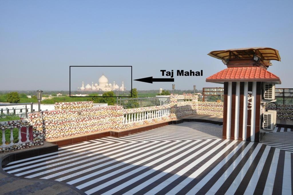 Sun - A Taj View Heritage Hotel Agra  Exterior photo